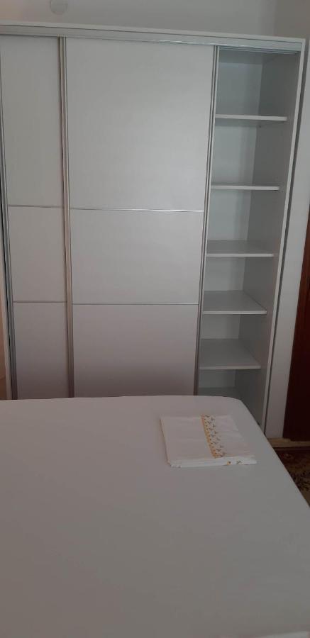 Runac * Stari Grad (Hvar)